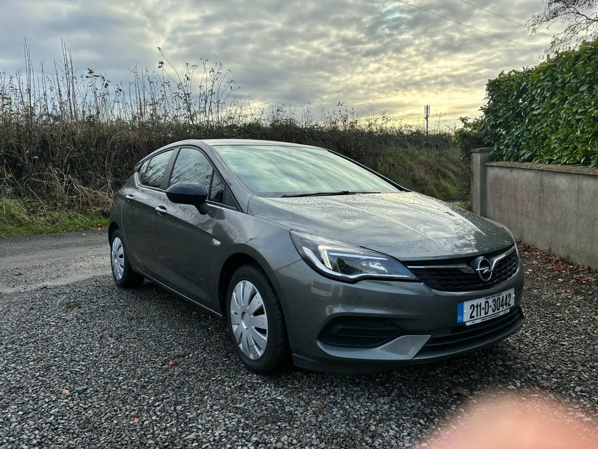 Opel Astra - Image 1