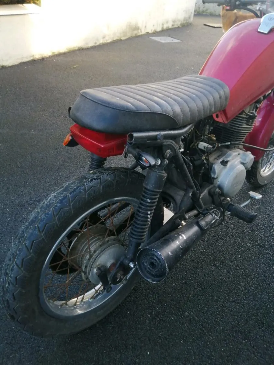 Yamaha sr125 project cafe racer running - Image 1
