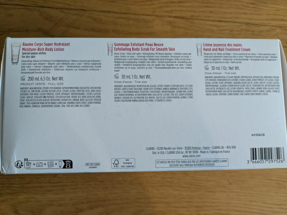 Clarins Body Care Essentials gift set - Image 2