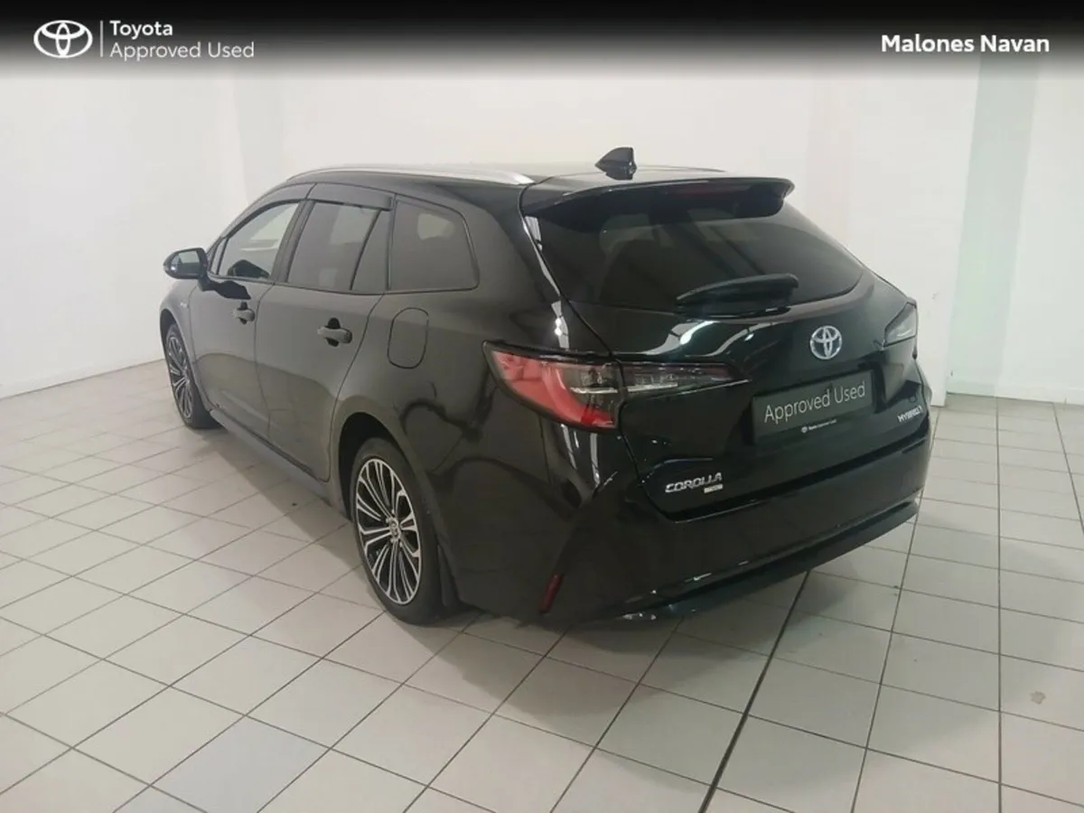 Toyota Corolla COROLLA HYBRID SOL T/S - Image 2