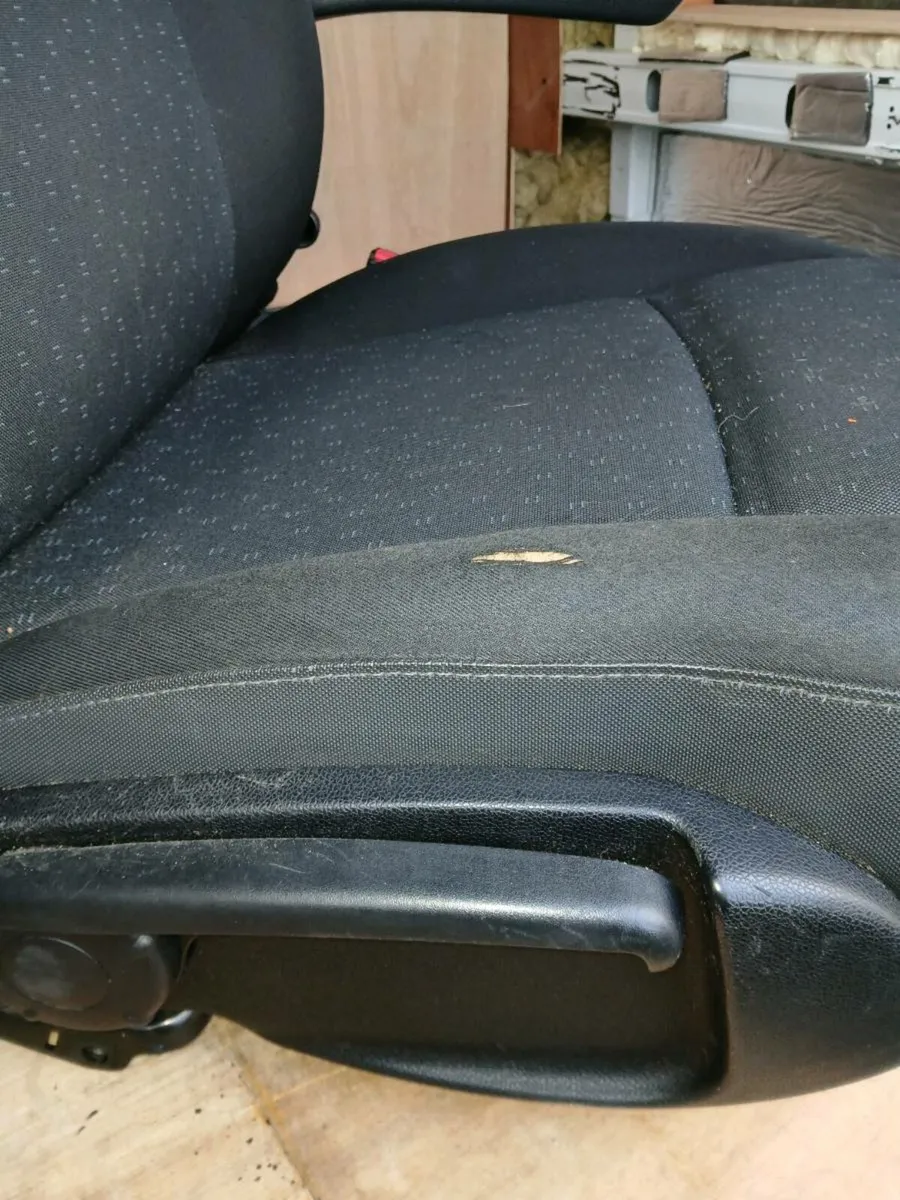 Vauxhall Movano Drivers seat - Image 4