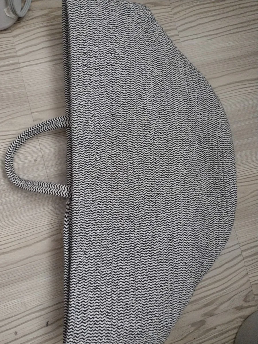 New large woven storage basket with handles - Image 3