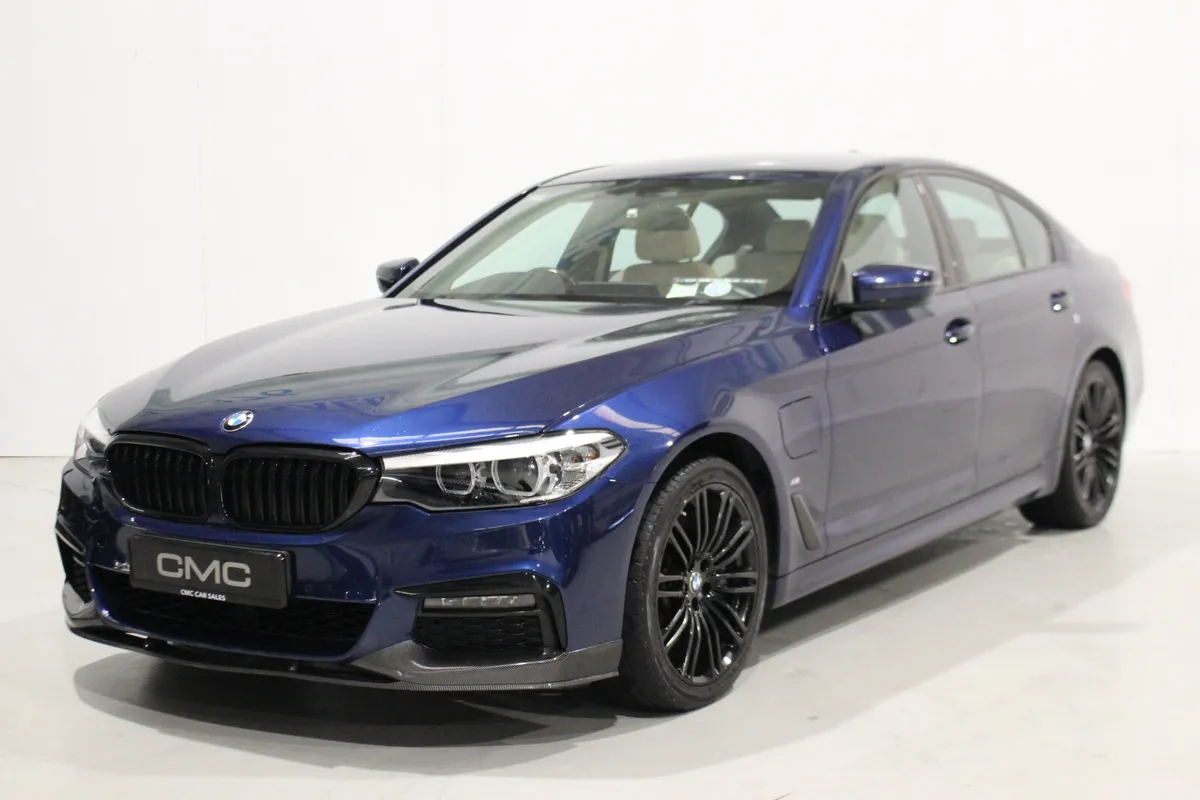 BMW 5-Series 2018 530e M-SPORT - Image 3