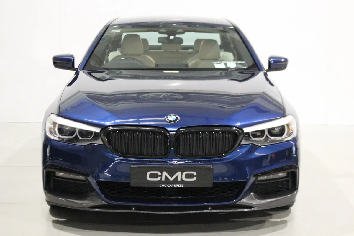 BMW 5-Series 2018 530e M-SPORT - Image 2