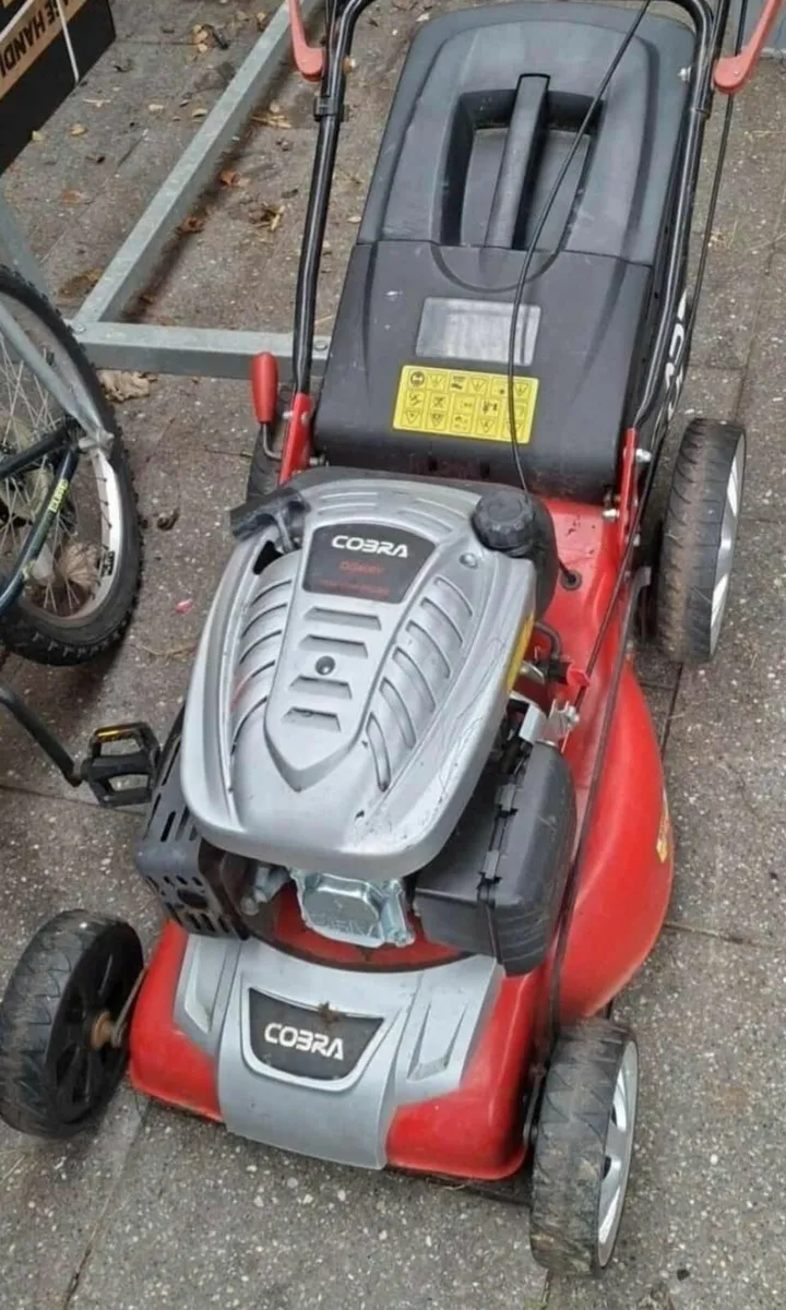 Lawnmower petrol parts or repair - Image 1