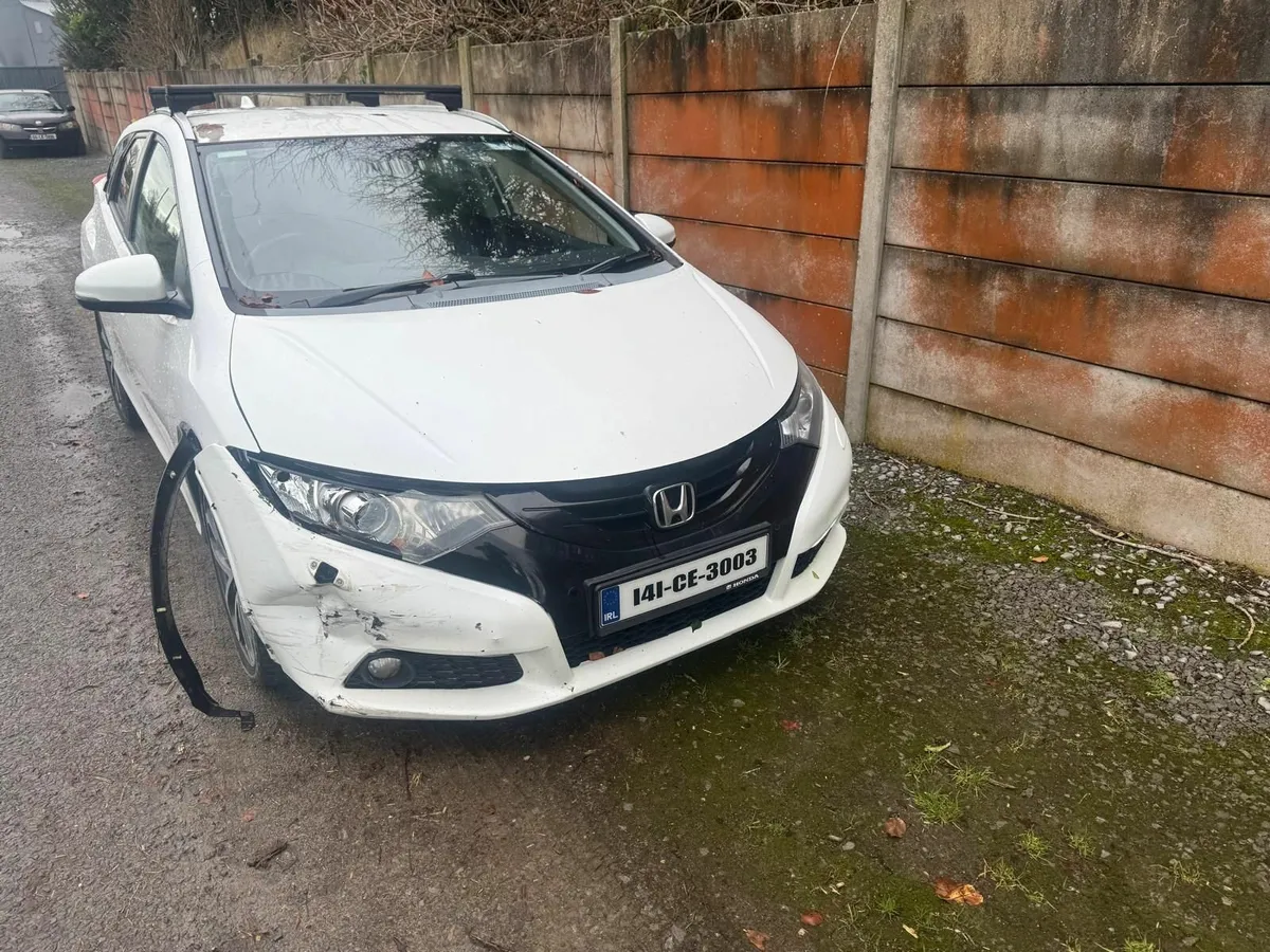 2014 Honda Civic 1.6 Diesel - Image 3