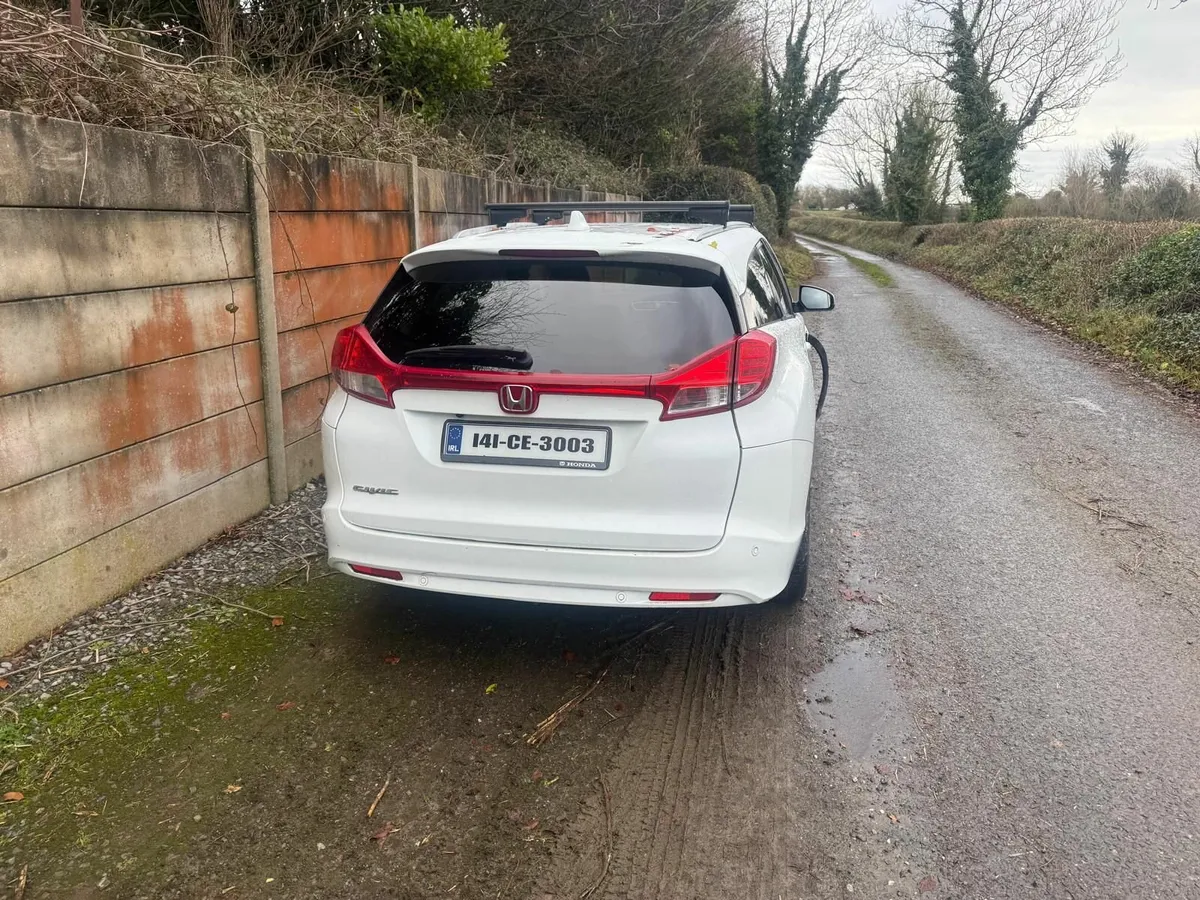 2014 Honda Civic 1.6 Diesel - Image 4