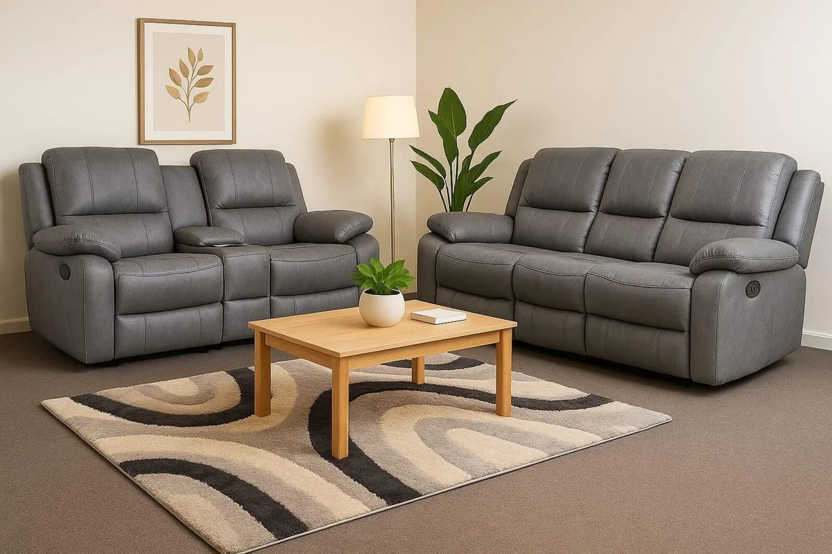 New 3+2 black Leather Recliner Sofas - Image 4