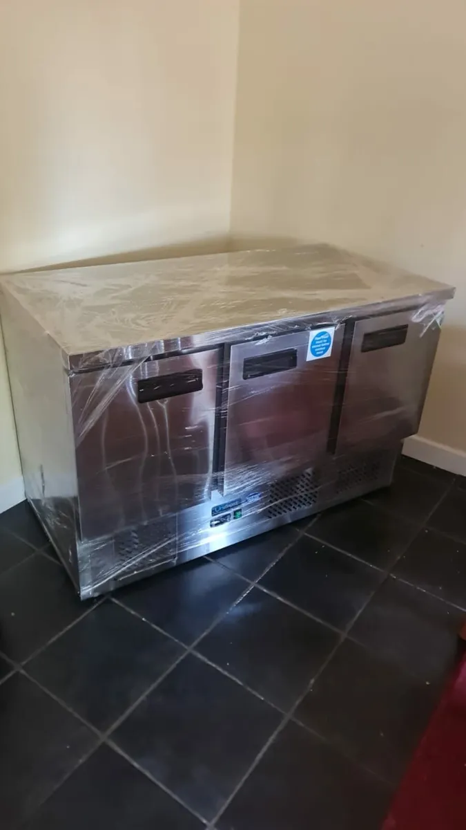 Catering equipment - Image 1