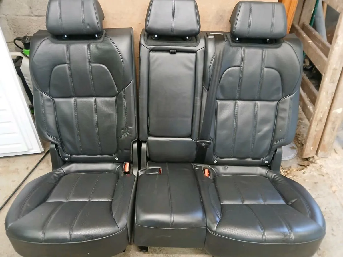 Leather seats off Range Rover Sports - Image 4