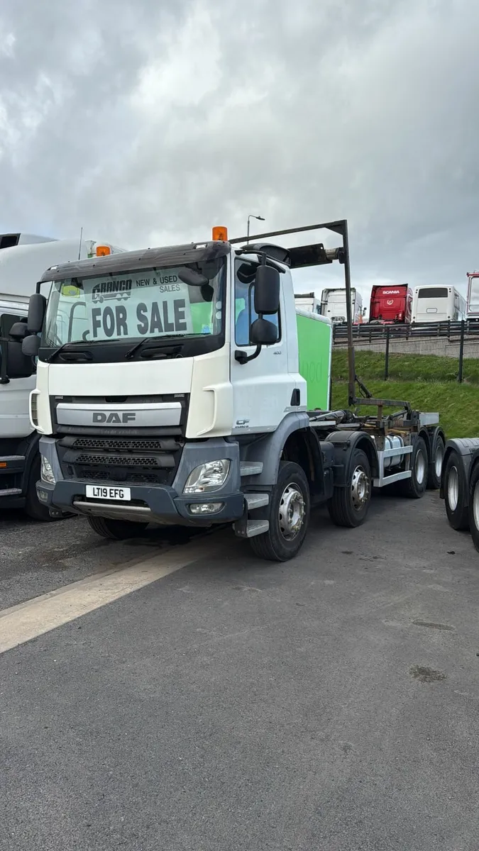 DAF CF HOOK LOADER - Image 1