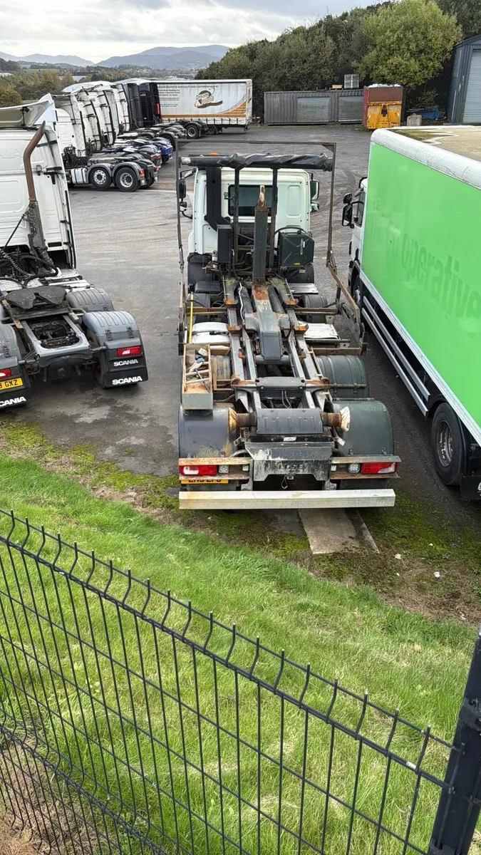 DAF CF HOOK LOADER - Image 3