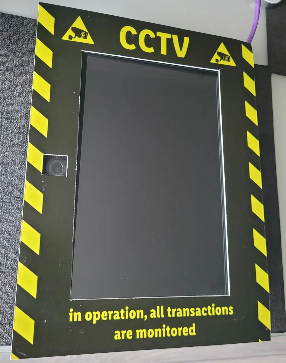 Vista PVM10CAMS PoE Powered 10" Viewing Monitor - Image 1