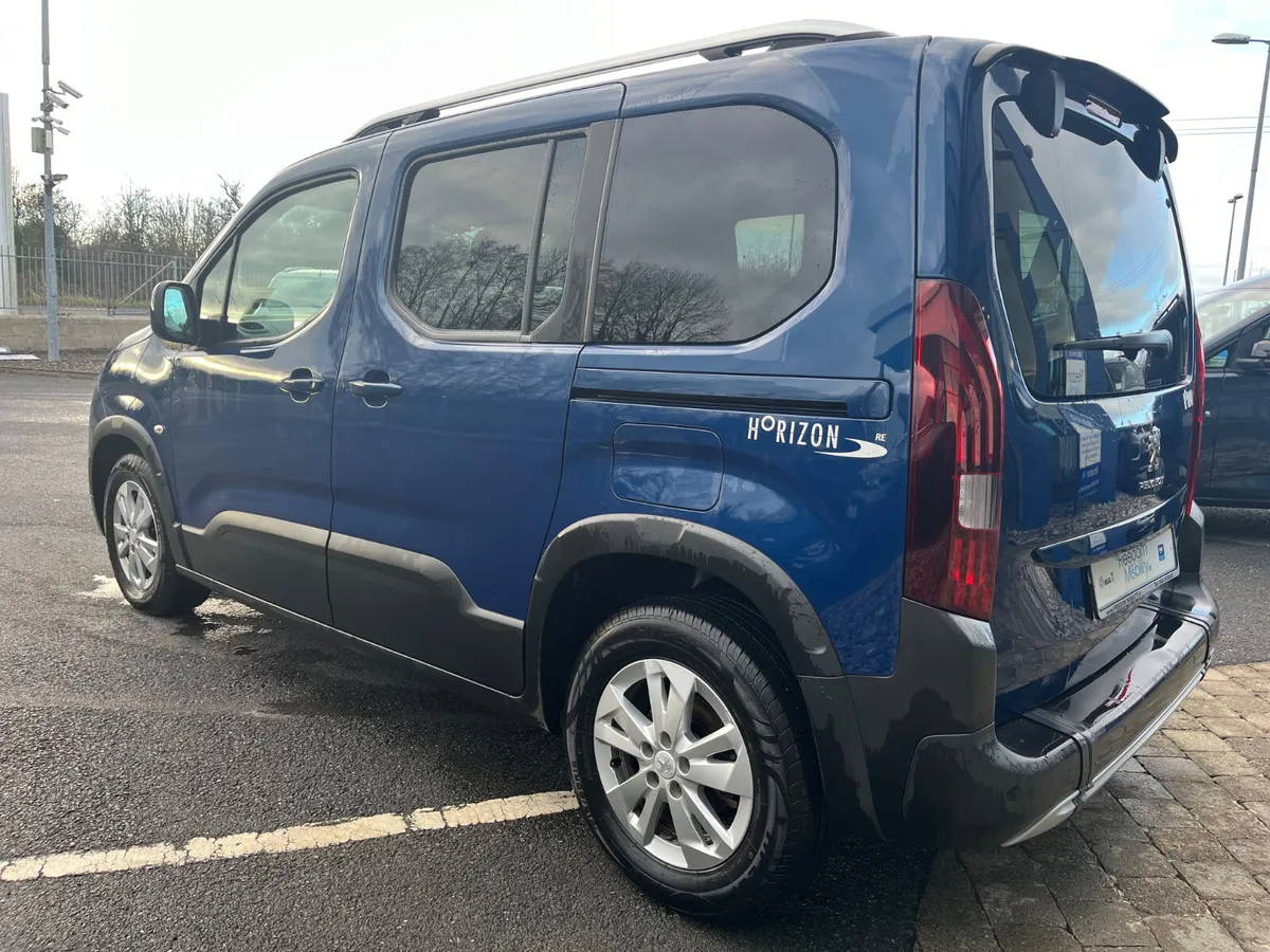 2021 Peugeot Rifter 1.2 Automatic, WAV - Image 4