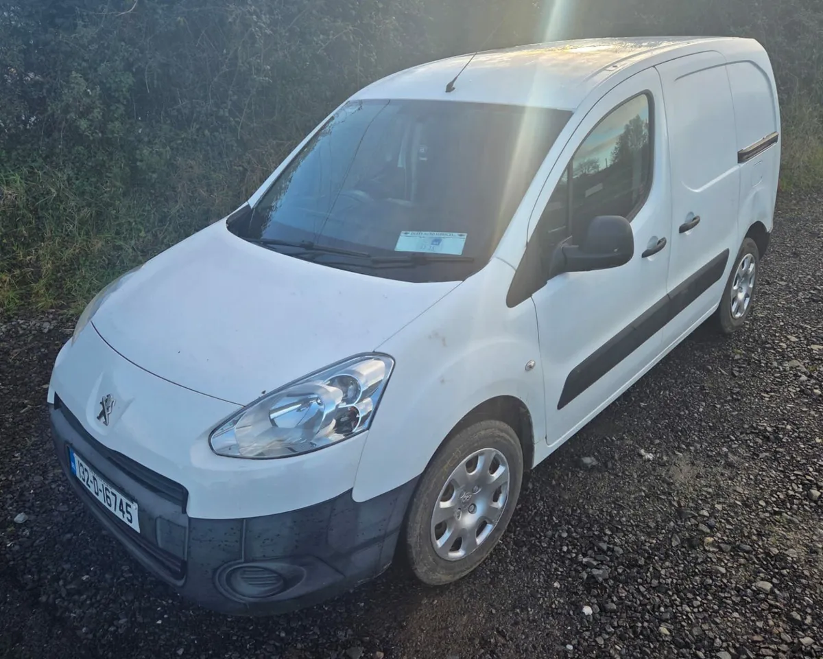 PEUGEOT PARTNER 1.6 L TEEPEE PREMIUM NEW DOE - Image 3
