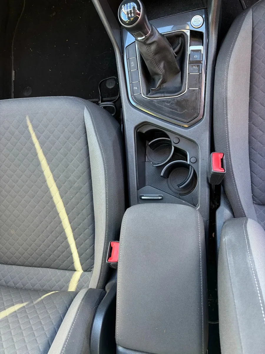 Volkswagen Tiguan 2017 - Image 3