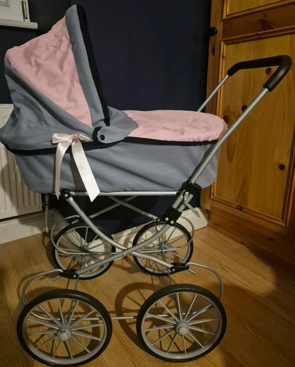 2 Vintage dolls pram  50 euro each good condition - Image 2