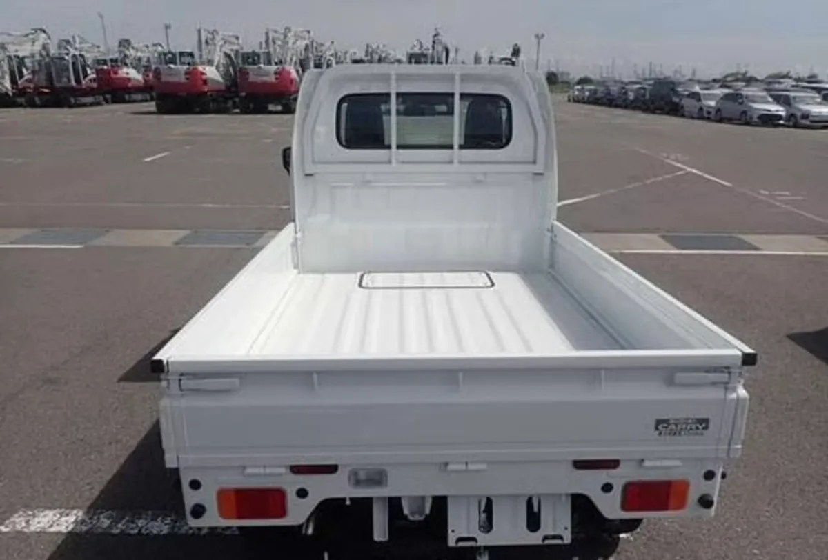 2025 brand new Suzuki carry 4WD mini truck - Image 4