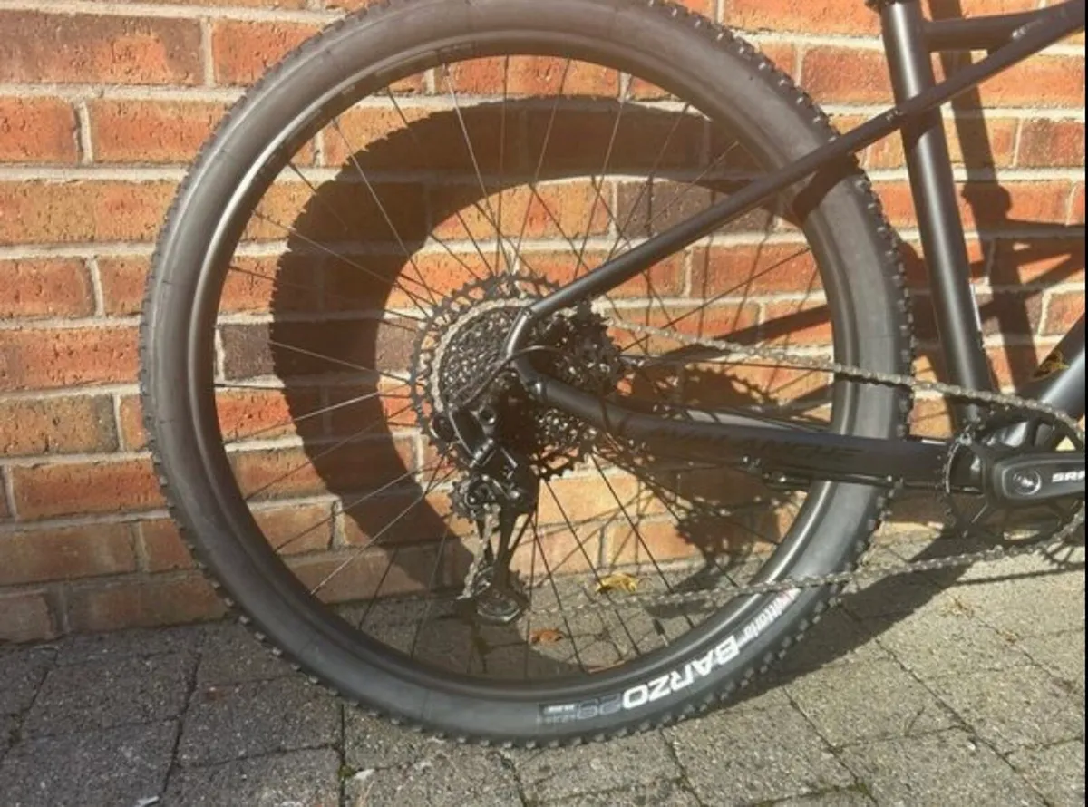 New GT Avalanche Expert 29 Mountain Bike - Image 2