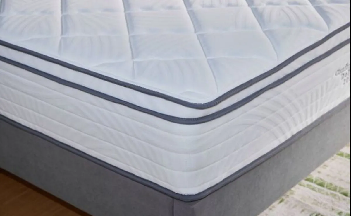 New 4’6” Pillow Top Mattress Comfort Max 2000 - Image 4