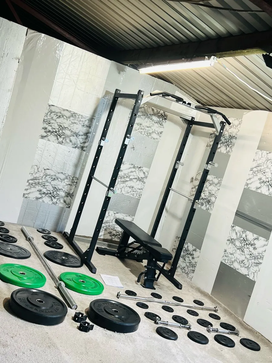 COMPLETE HOME GYM RACK WEIGHTS BAR BENCH DUMBLS - Image 3