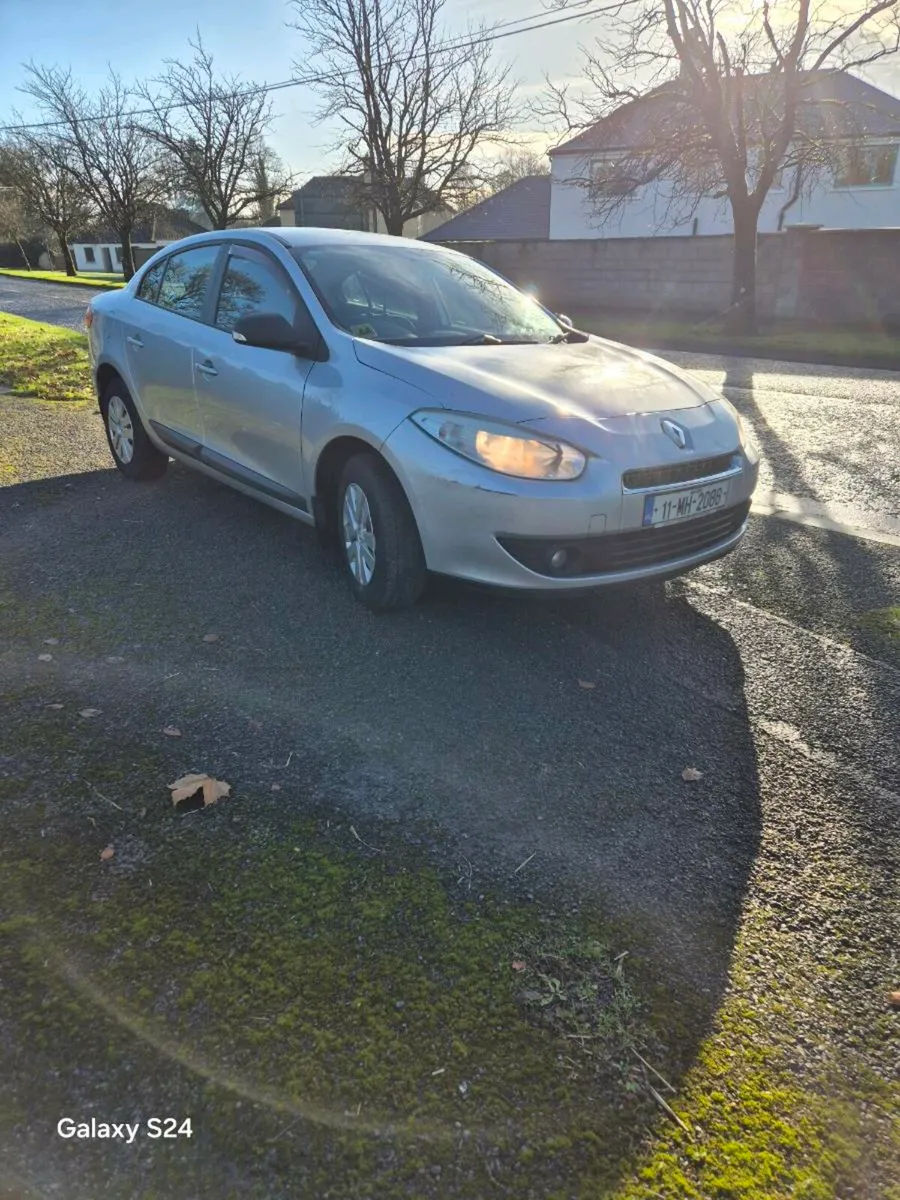 Renault  Fluence  Diesel  2011 - Image 4