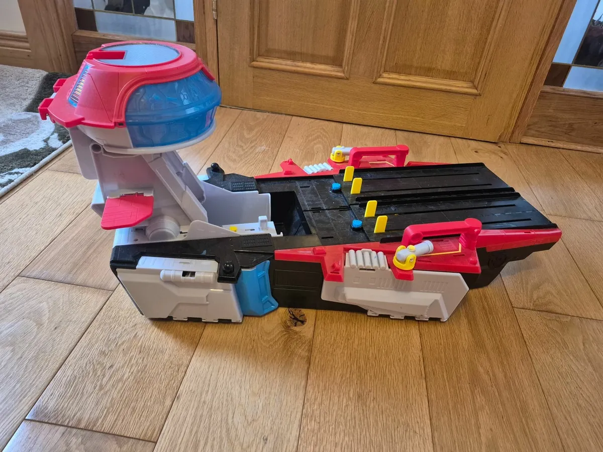Paw patrol aircraft carrier - Image 4