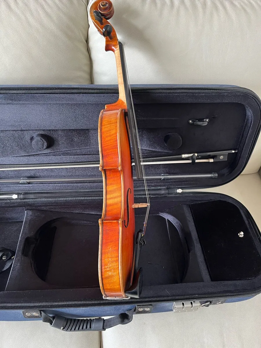 Violin - Image 4
