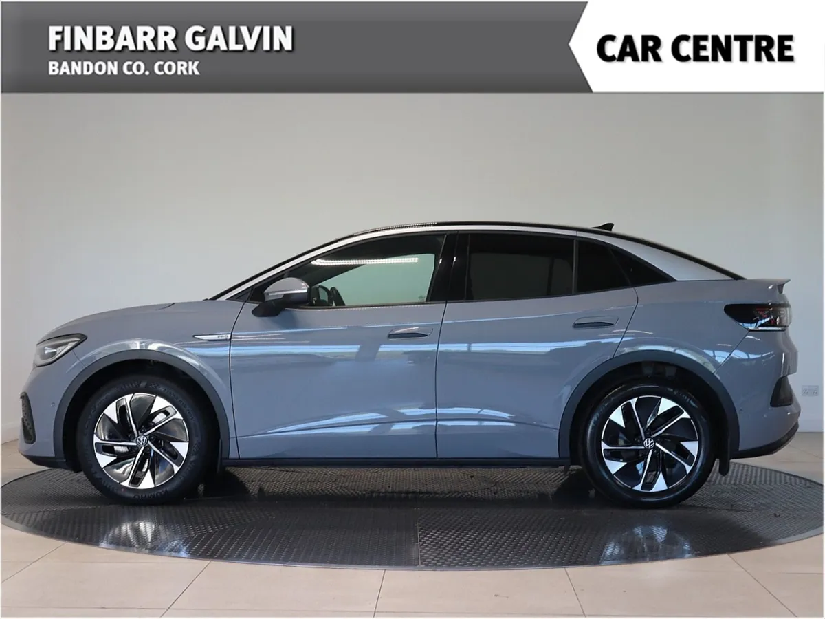 ID.5 Family 77KWh (Panoramic Roof) - Image 3