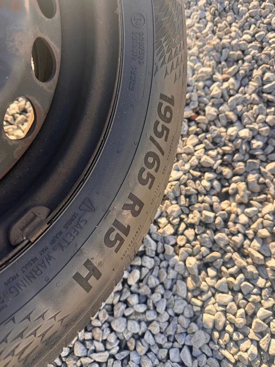 Tyres 195/65/15 - Image 3