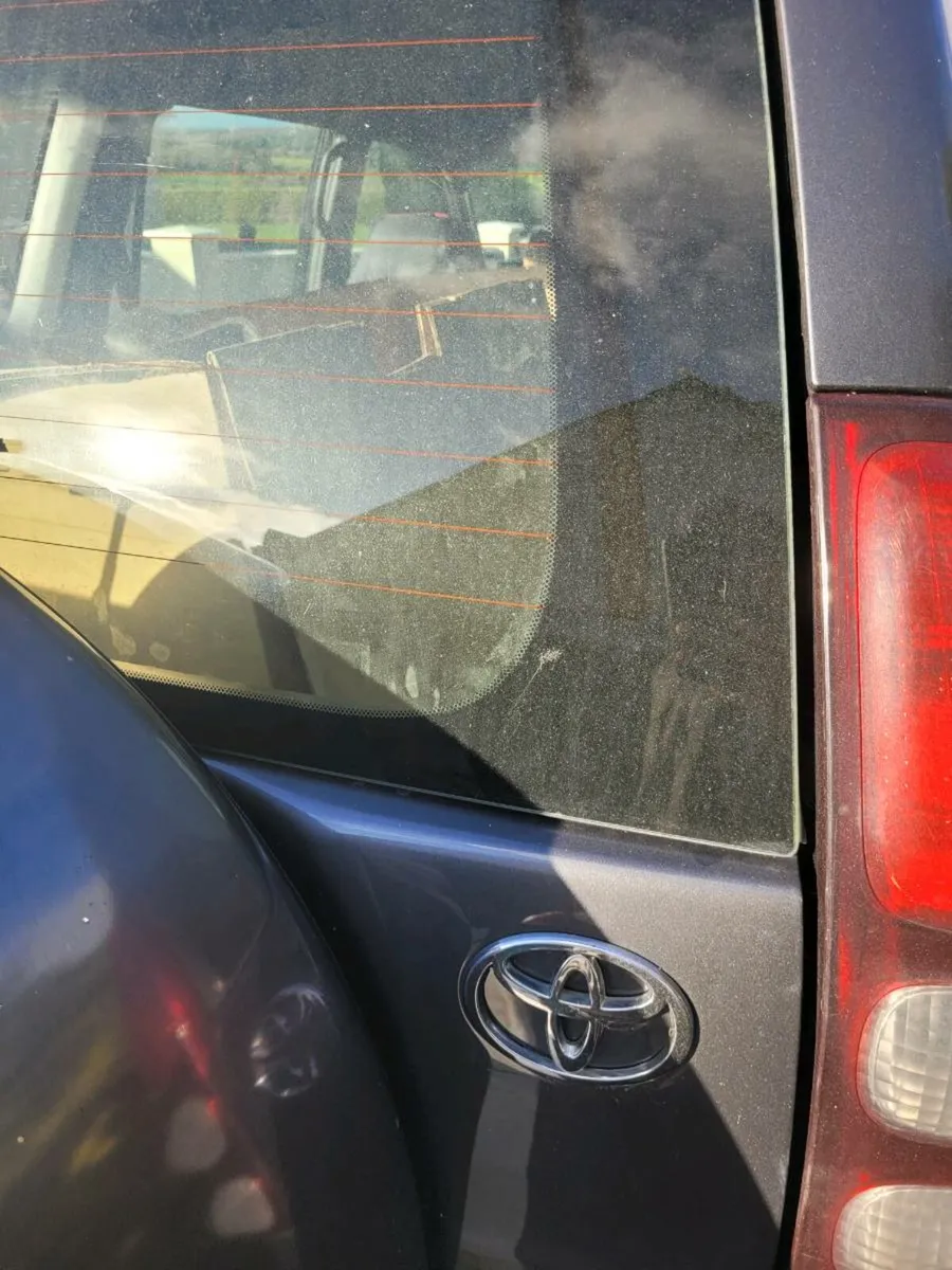 Back door for toyota landcruiser - Image 1