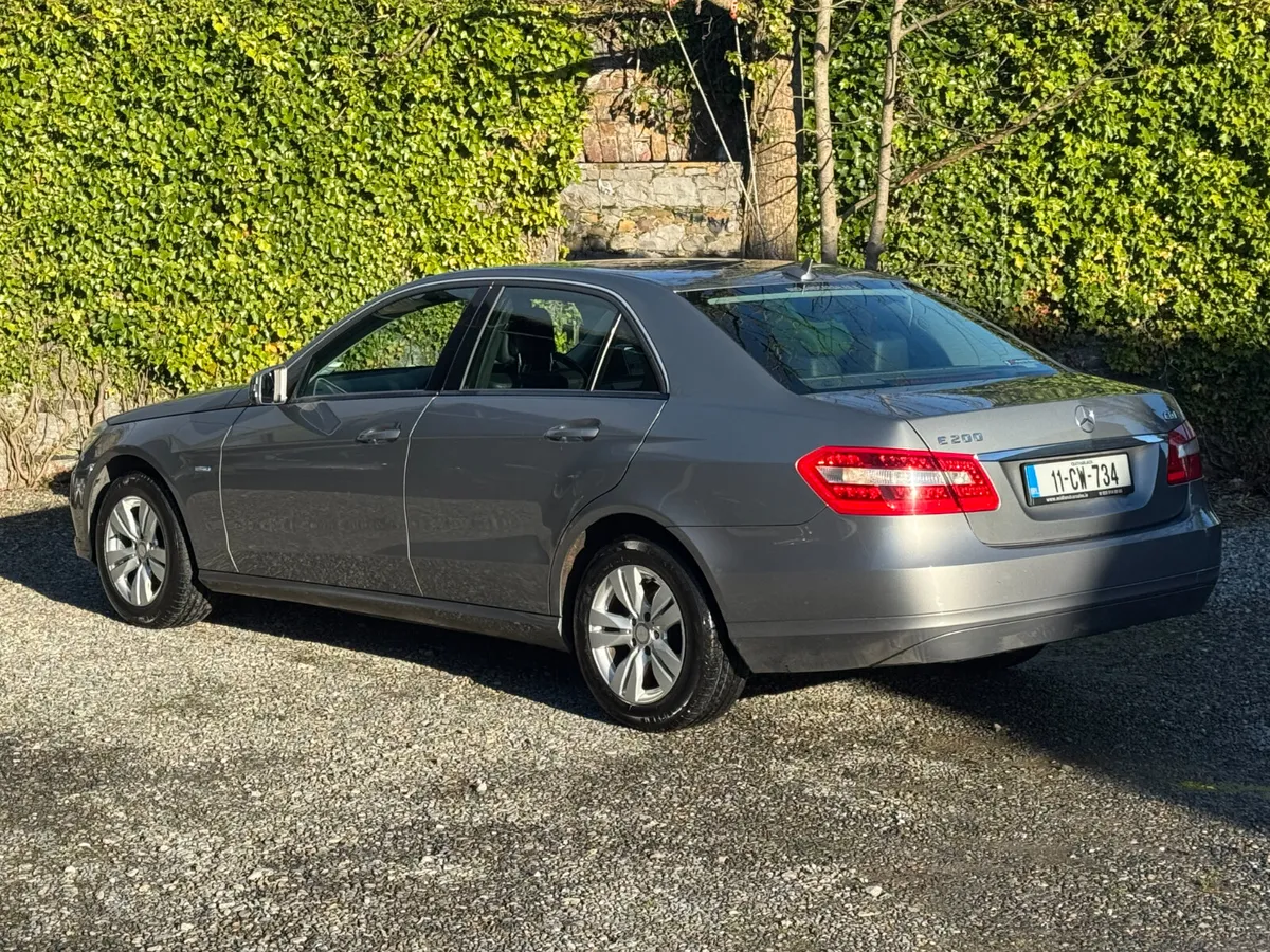 2011 Mercedes-Benz E220D Low Mileage - Image 3