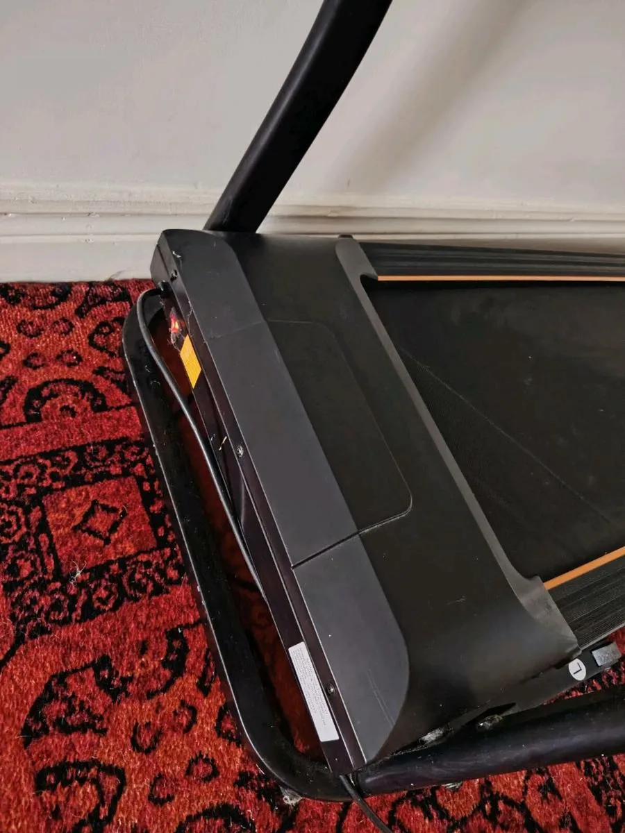 Treadmill - Image 2