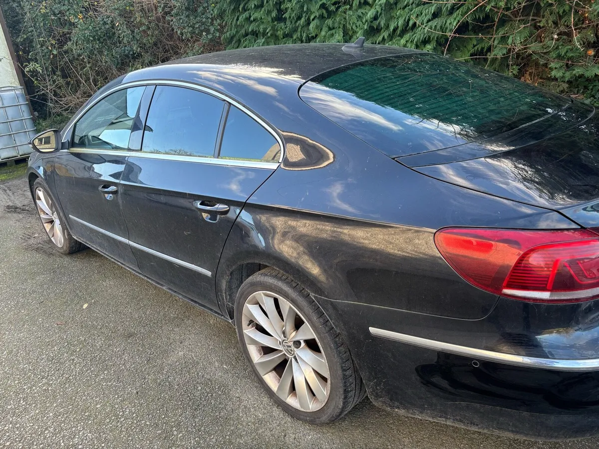 Volkswagen Passat CC - Image 2