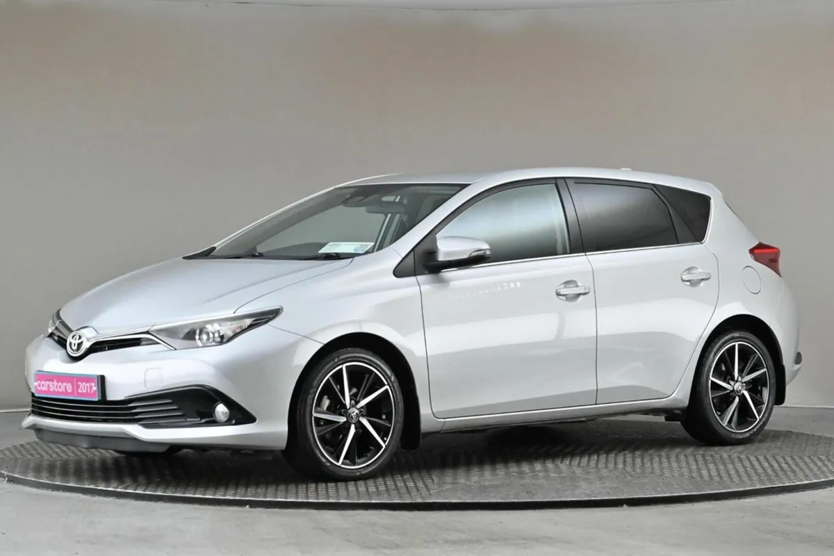 Toyota Auris **JAN 2026 PRICING NOW** 1.2T DESIGN - Image 4