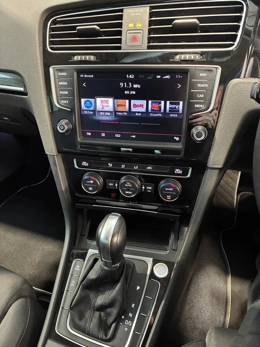 Volkswagen Golf 2016 1.4TSI Auto - Image 2