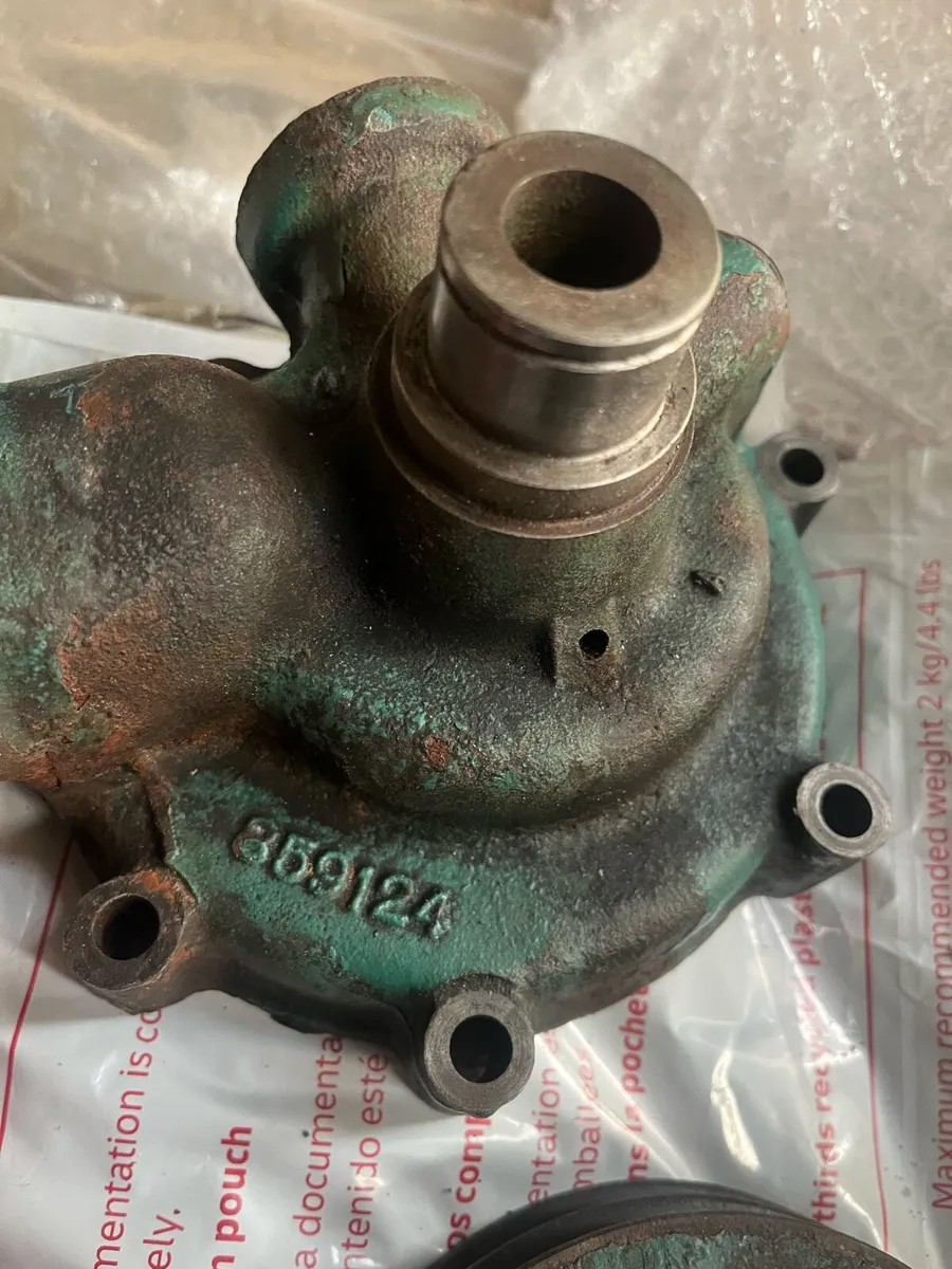 Volvo Penta pump repair kit - Image 2