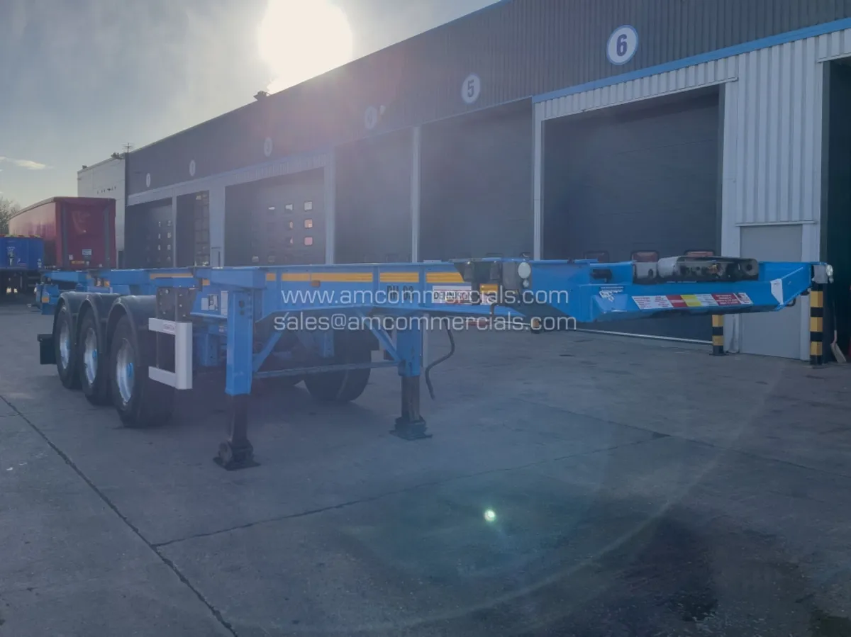 2020 DENNISON SLIDING SKELETAL TRAILER - Image 1