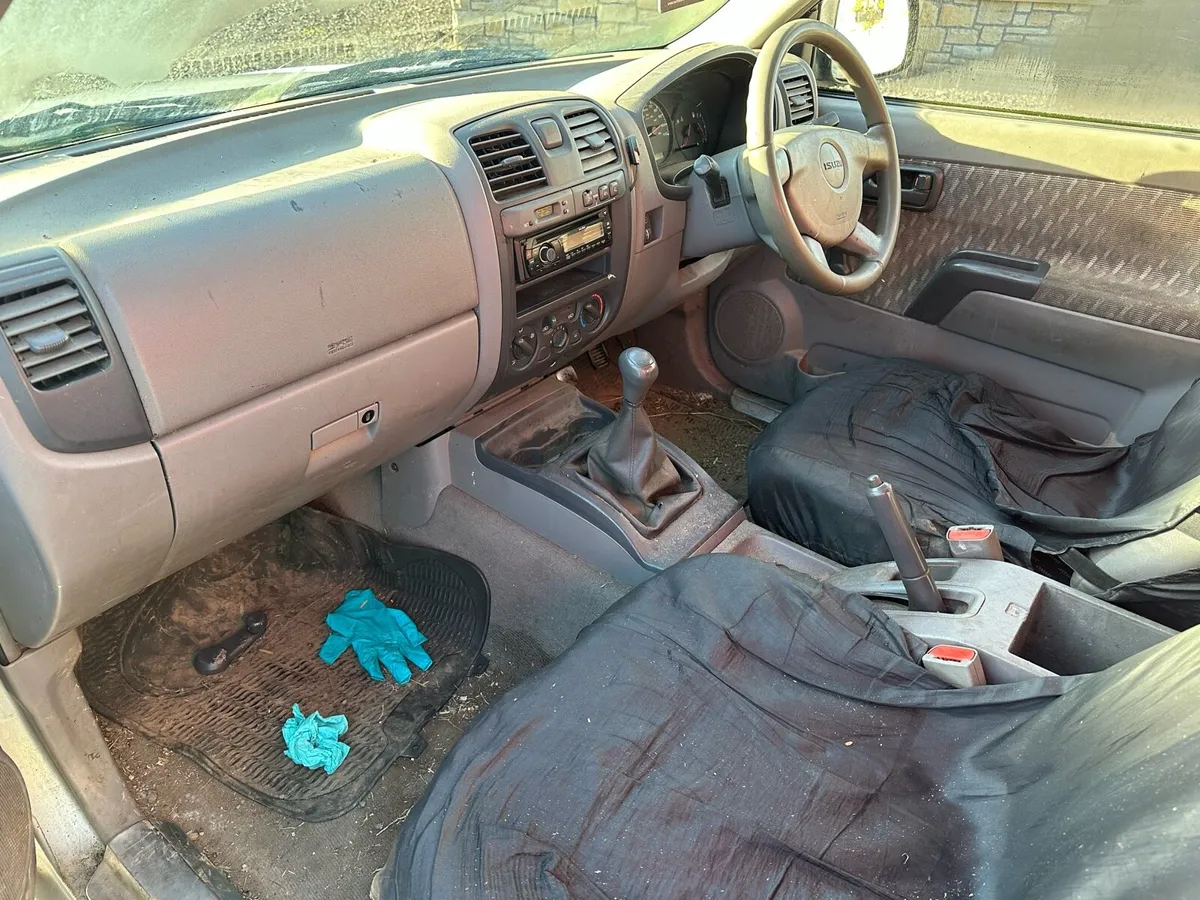 For sale Isuzu dmax - Image 4