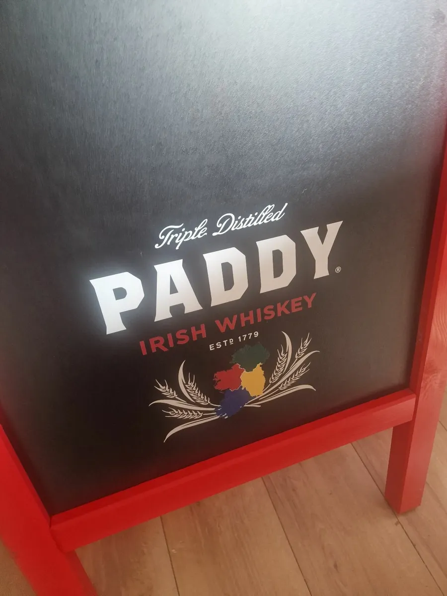 Notice board. - Image 2