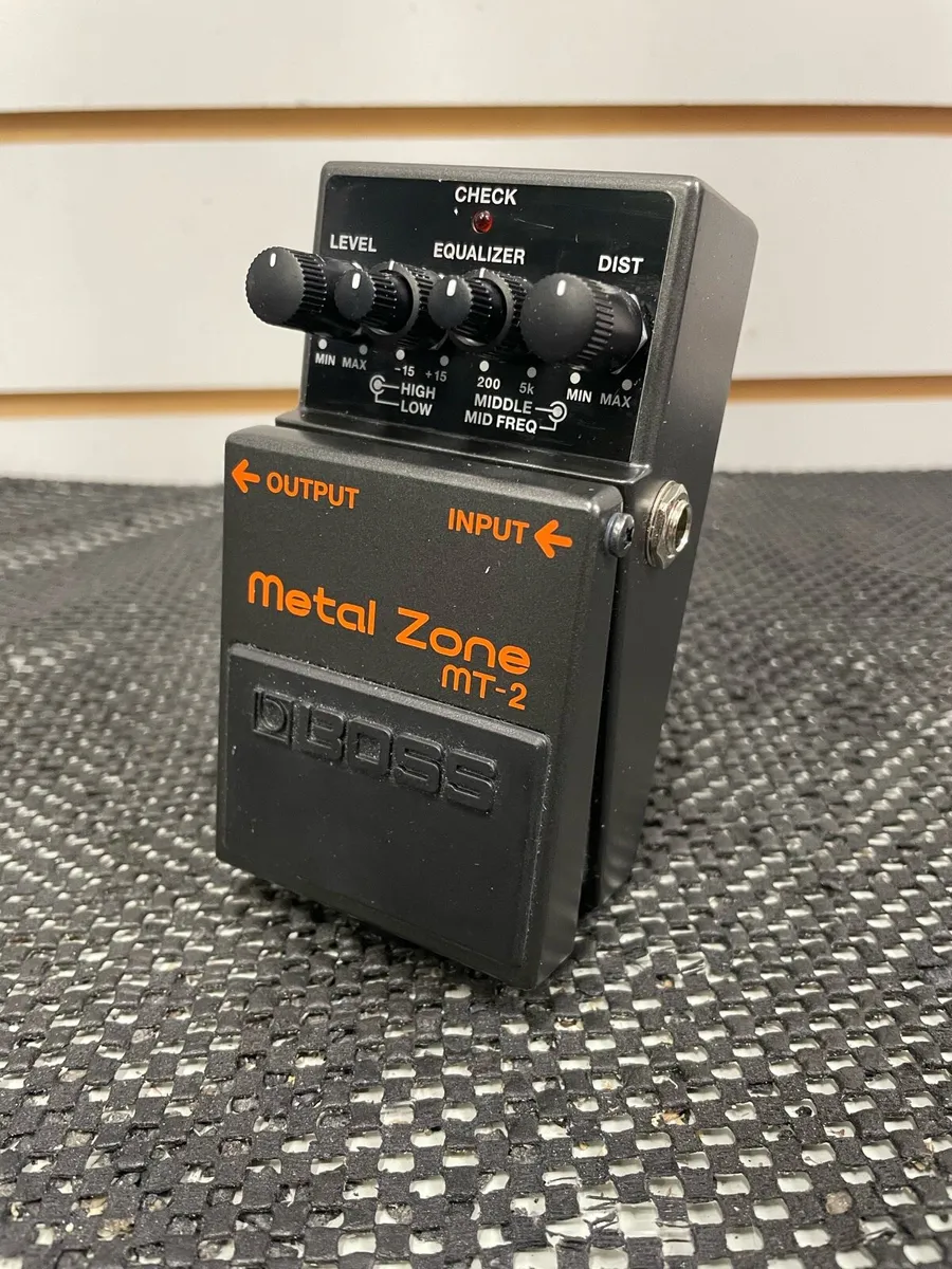 Boss Metal Zone Distortion - Image 1