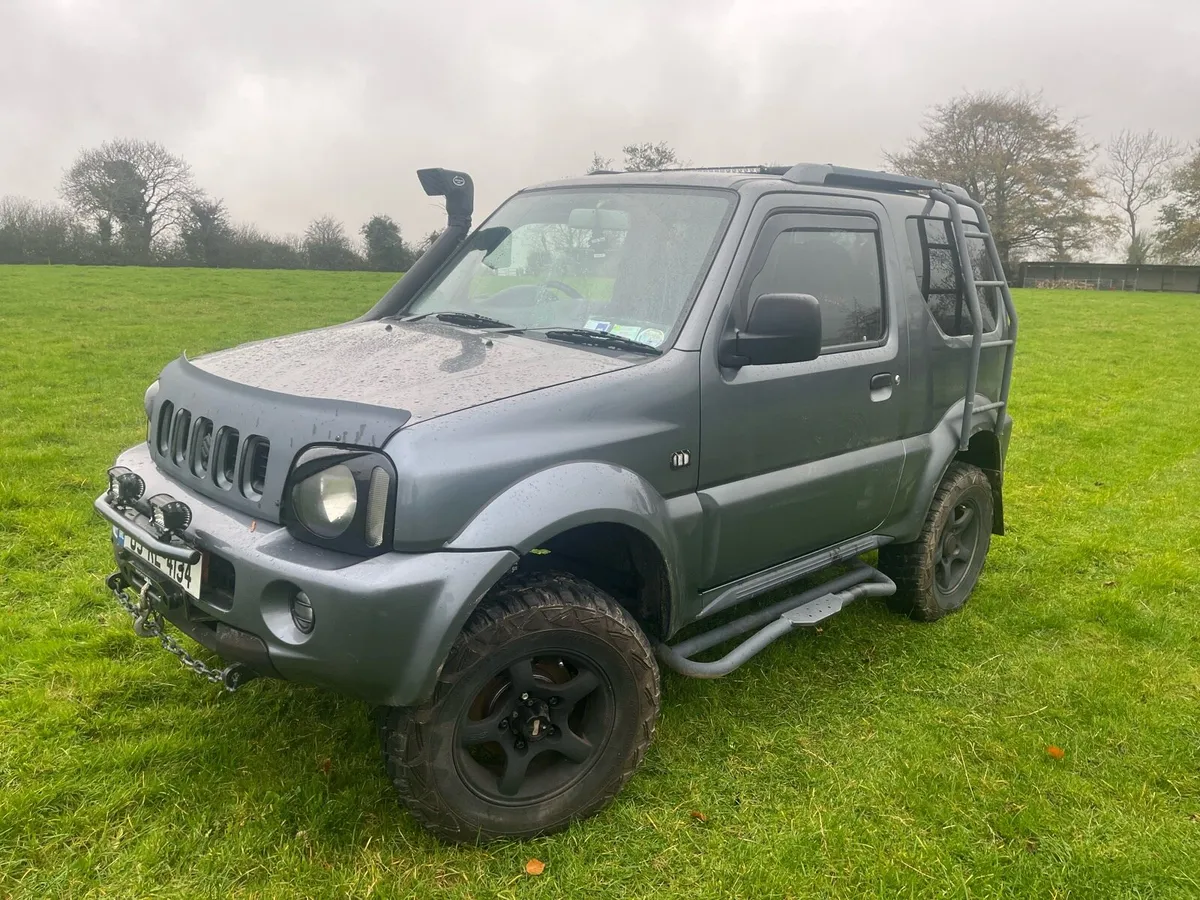 Suzuki Jimny 4x4 - Image 2