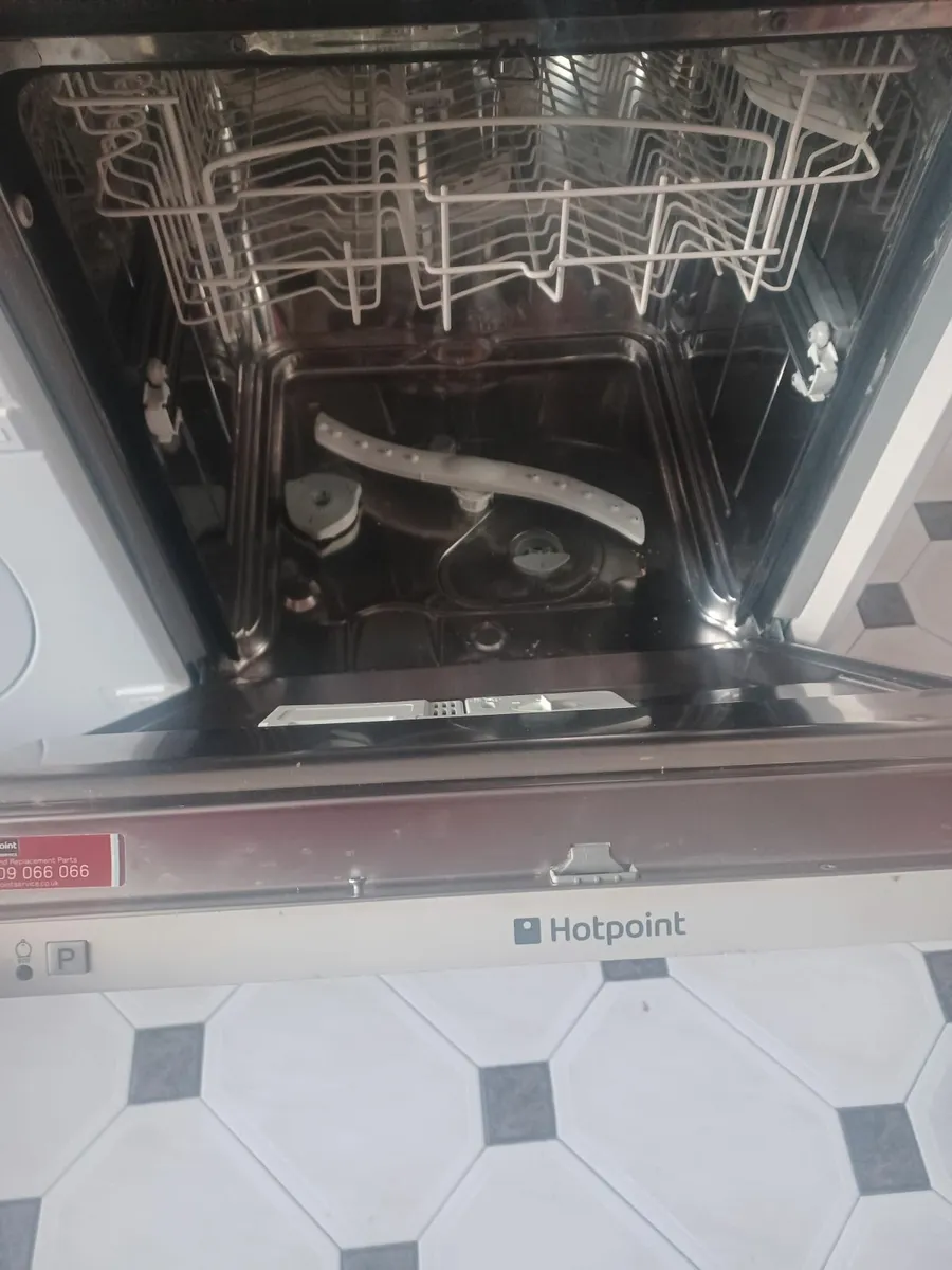 Dishwasher - Image 2