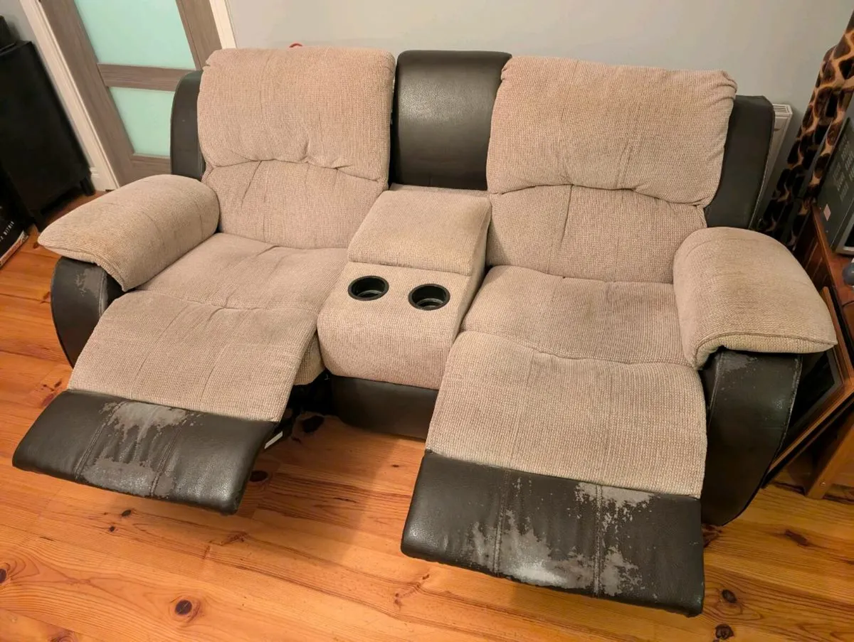 Recliner sofa - Image 2