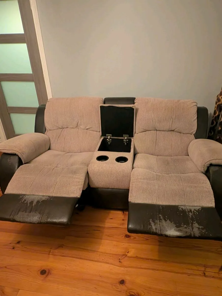 Recliner sofa - Image 3