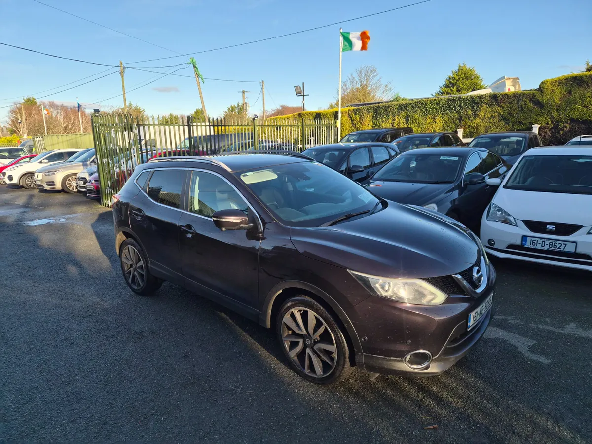 Nissan Qashqai 2015 TEKNA PANORAMIC ROOF - Image 3