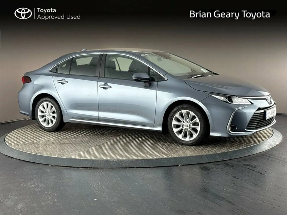 Toyota Corolla HYBRID LUNA - Image 1