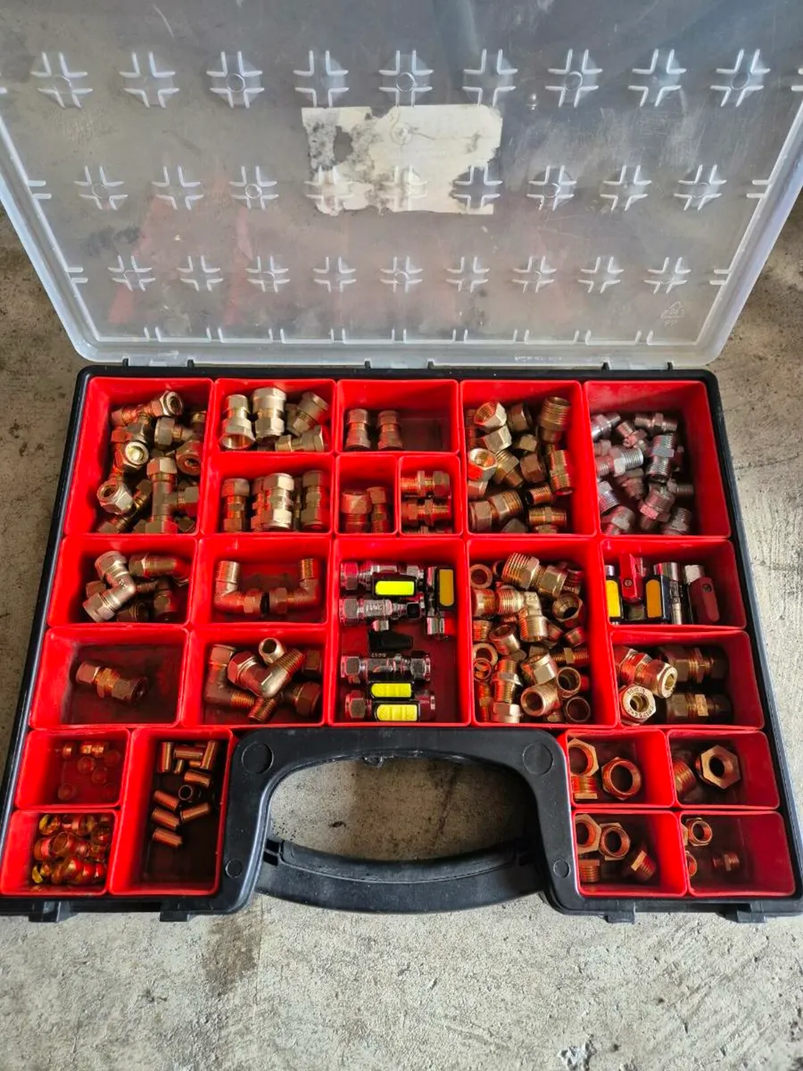 Plumbing fittings - Image 1