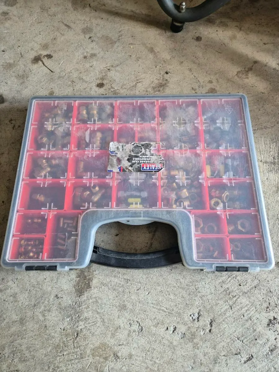 Plumbing fittings - Image 4