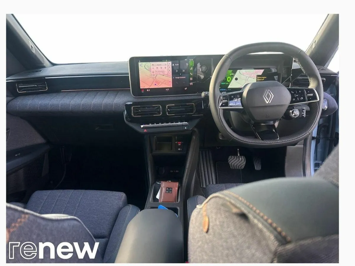 Renault 4 techno 52kWh 150hp - Image 2